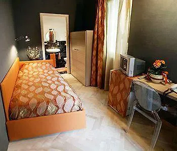 Oda ve Kahvaltı Residenza San Faustino Roma