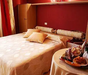 Residenza San Faustino Roma