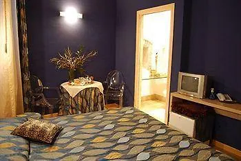 Residenza San Faustino Roma